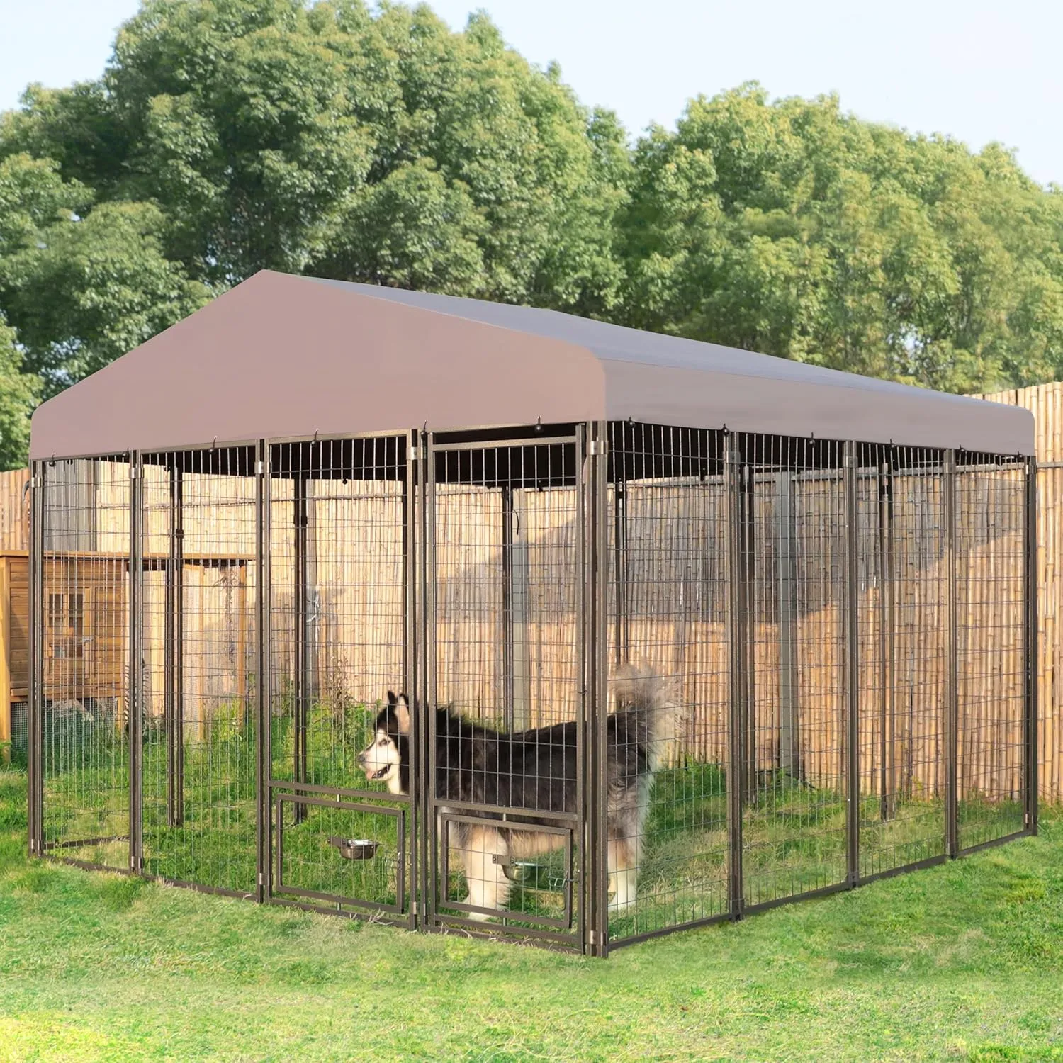 10' x 10' x 7.5' Outdoor Dog Kennel, Heavy Duty Metal Dog Cage Dog Pen Enclosure House with Roof & Rotating Feeding Door