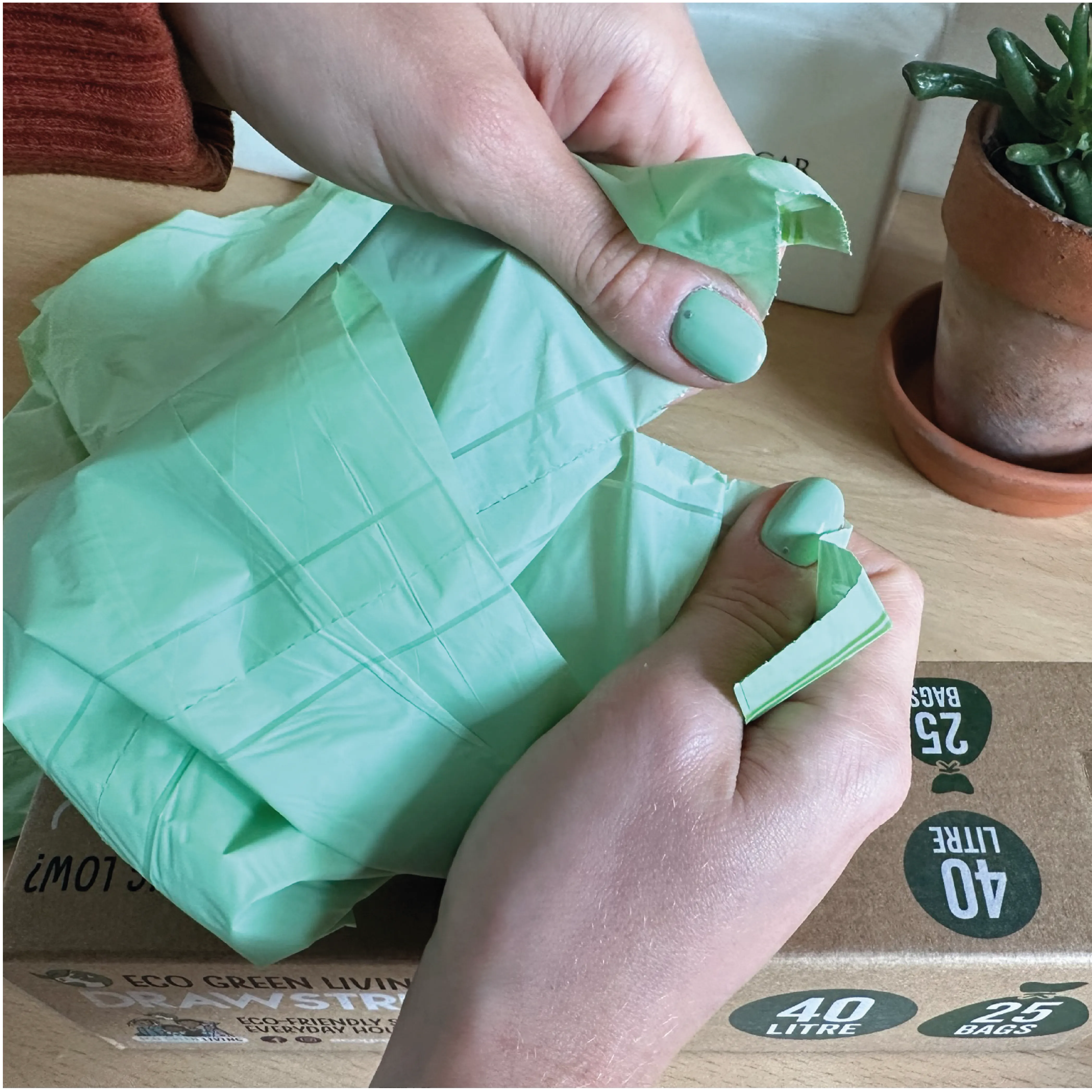 Compostable Drawstring Bin Bags | 40 Litre (25 bags)