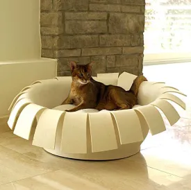 Luxury Crown Felt Cat Bed