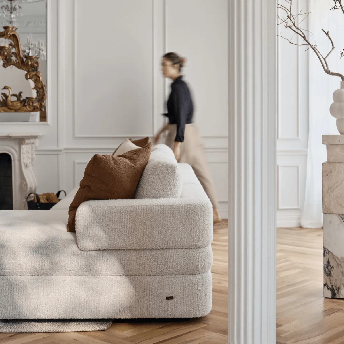 Matteo Chaise Sectional