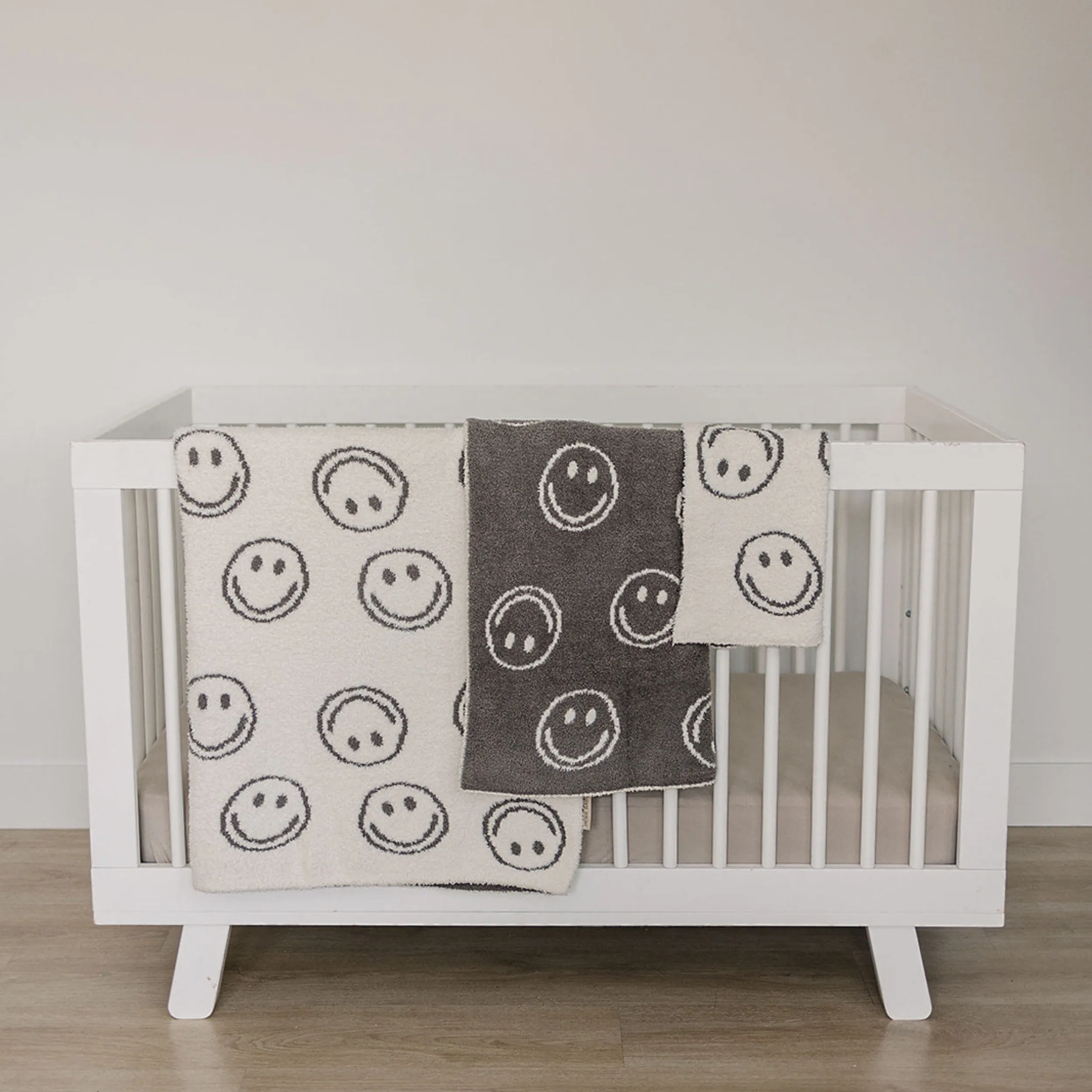 Mebie Baby Plush Blanket - Charcoal Smiley