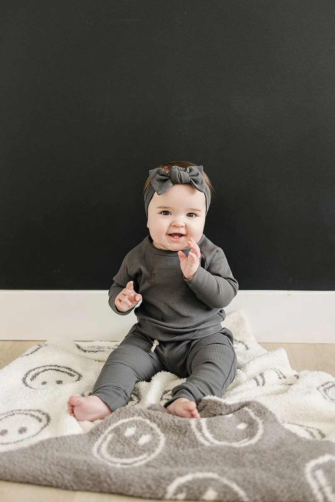 Mebie Baby Plush Blanket - Charcoal Smiley