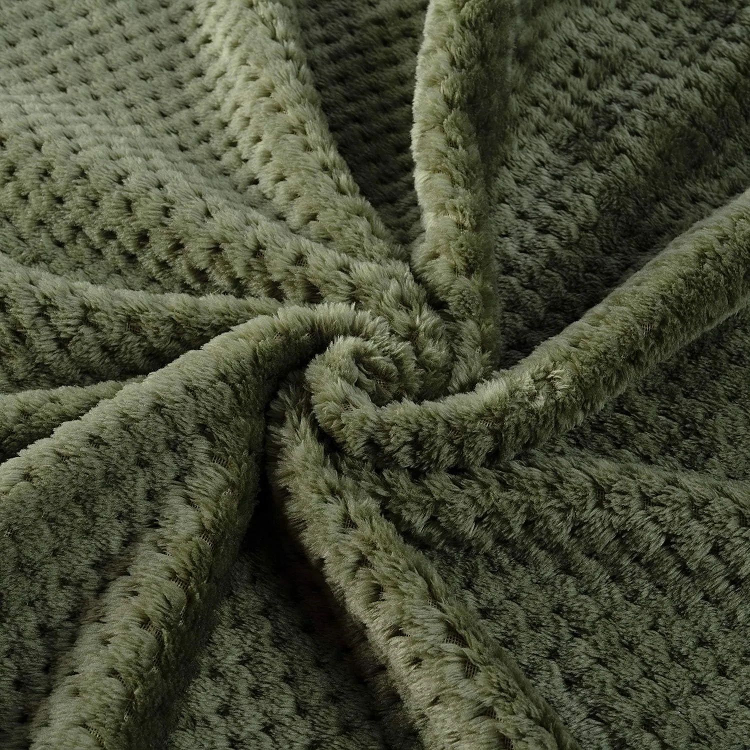 Pet Blanket for Dogs or Cats - Warm Soft Fuzzy Plush Fleece Throw for Puppy, Kitten, Small, Medium, Large Pets - Bed, Couch, Sofa, Travel (S/24" x 32", Dark Green)